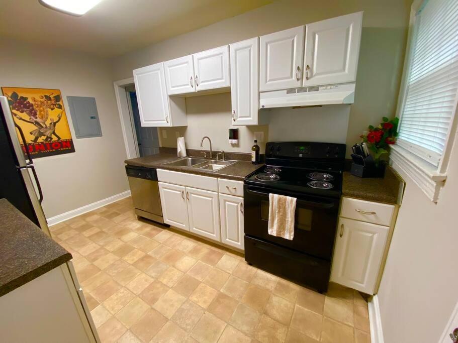 Charming Condo Near Downtown, Ncsu And Pnc Arena ราลลี ภายนอก รูปภาพ