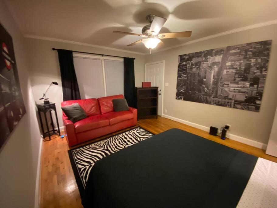 Charming Condo Near Downtown, Ncsu And Pnc Arena ราลลี ภายนอก รูปภาพ
