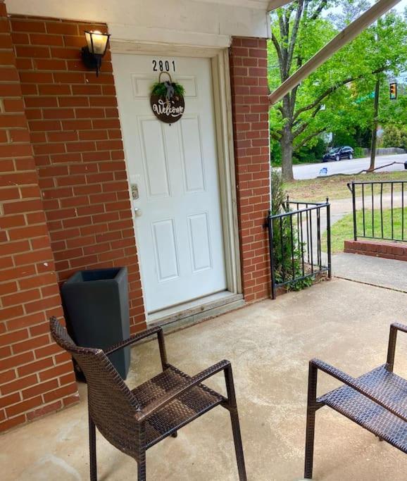 Charming Condo Near Downtown, Ncsu And Pnc Arena ราลลี ภายนอก รูปภาพ